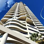 Enjoy Resort Style Facilities In \'The Horizon\'
